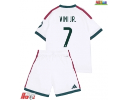 Real Madrid Vinicius Junior #7 Primera Equipación Niños 2026-27 Manga Corta (+ Pantalones cortos)